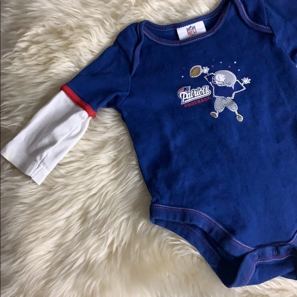 Patriots football NFL team apparel layer bodysuit 12 months
